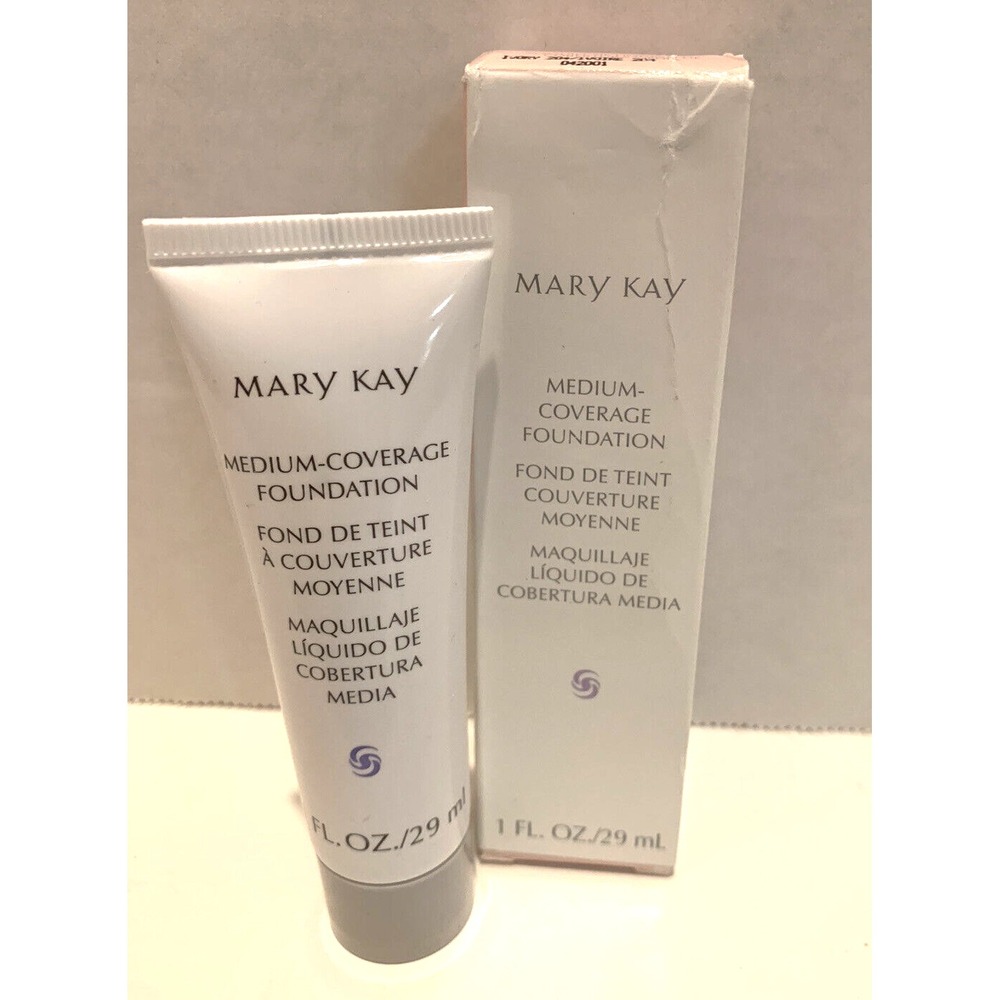 Mary Kay Medium Coverage Foundation Ivory 100 Wide Gray Lid #041995
